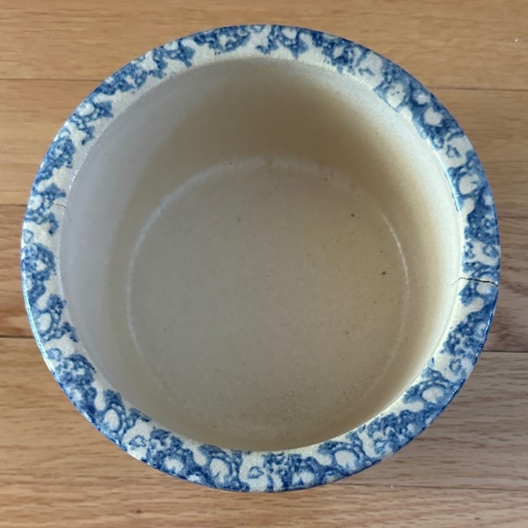 Robinson Ransbottom Pottery Stoneware Bowl Roseville Ohio Blue Cream 3" Height - Picture 2 of 9